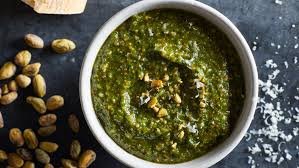 Receta: Pesto casero de pistachos naturales con toque de limón y aceite de oliva